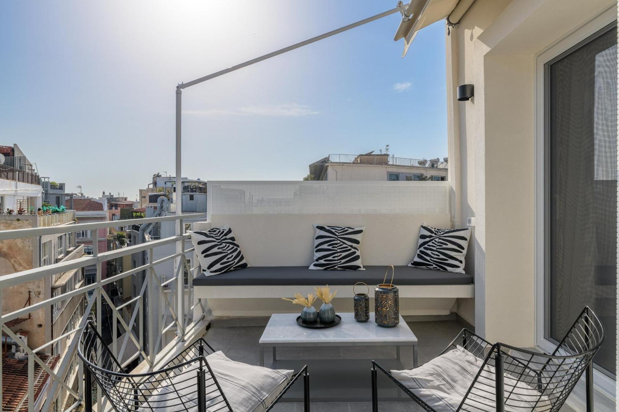 Central Sunny Loft With Plunge Pool Atina Dış mekan fotoğraf