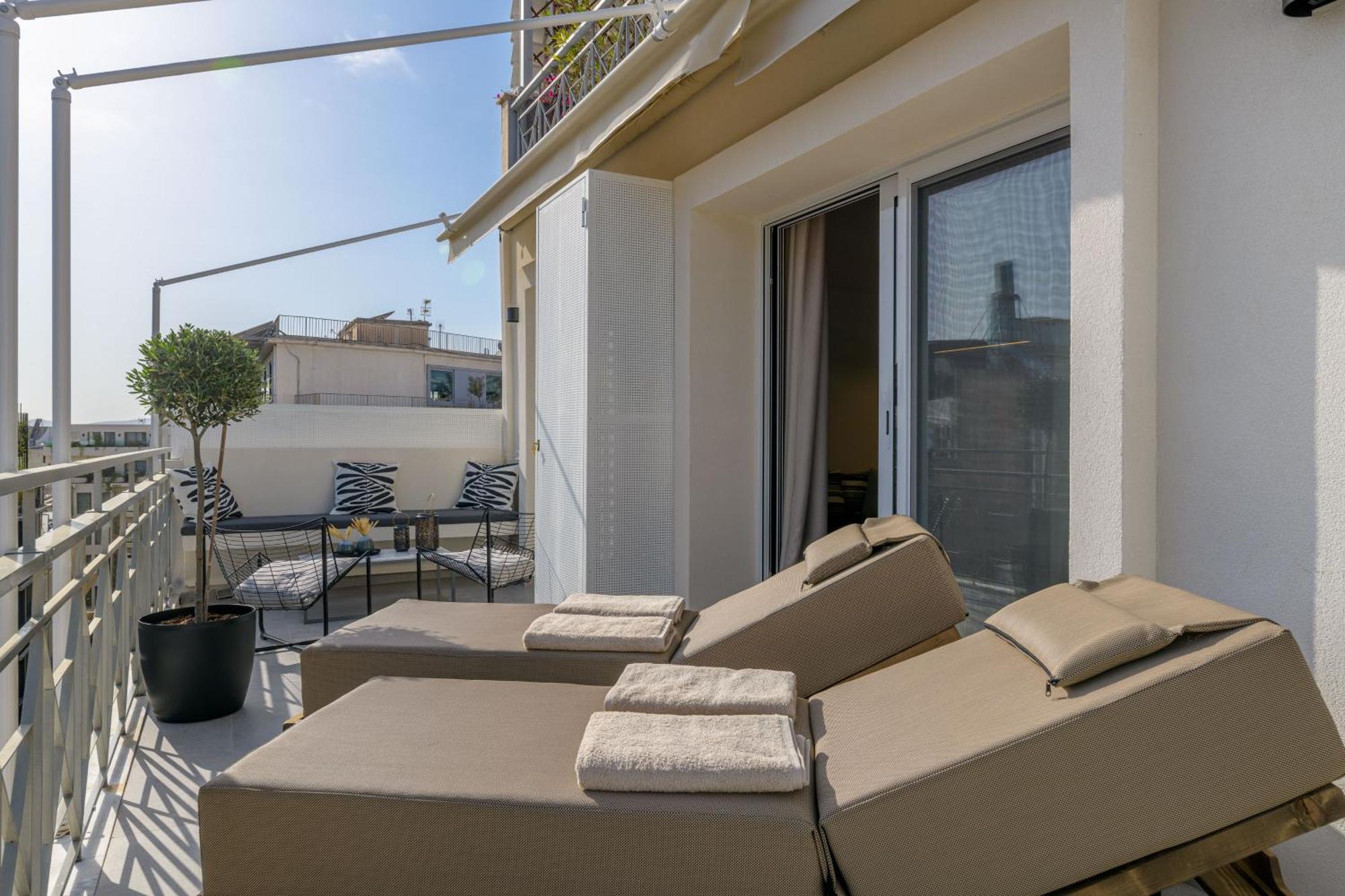 Central Sunny Loft With Plunge Pool Atina Dış mekan fotoğraf