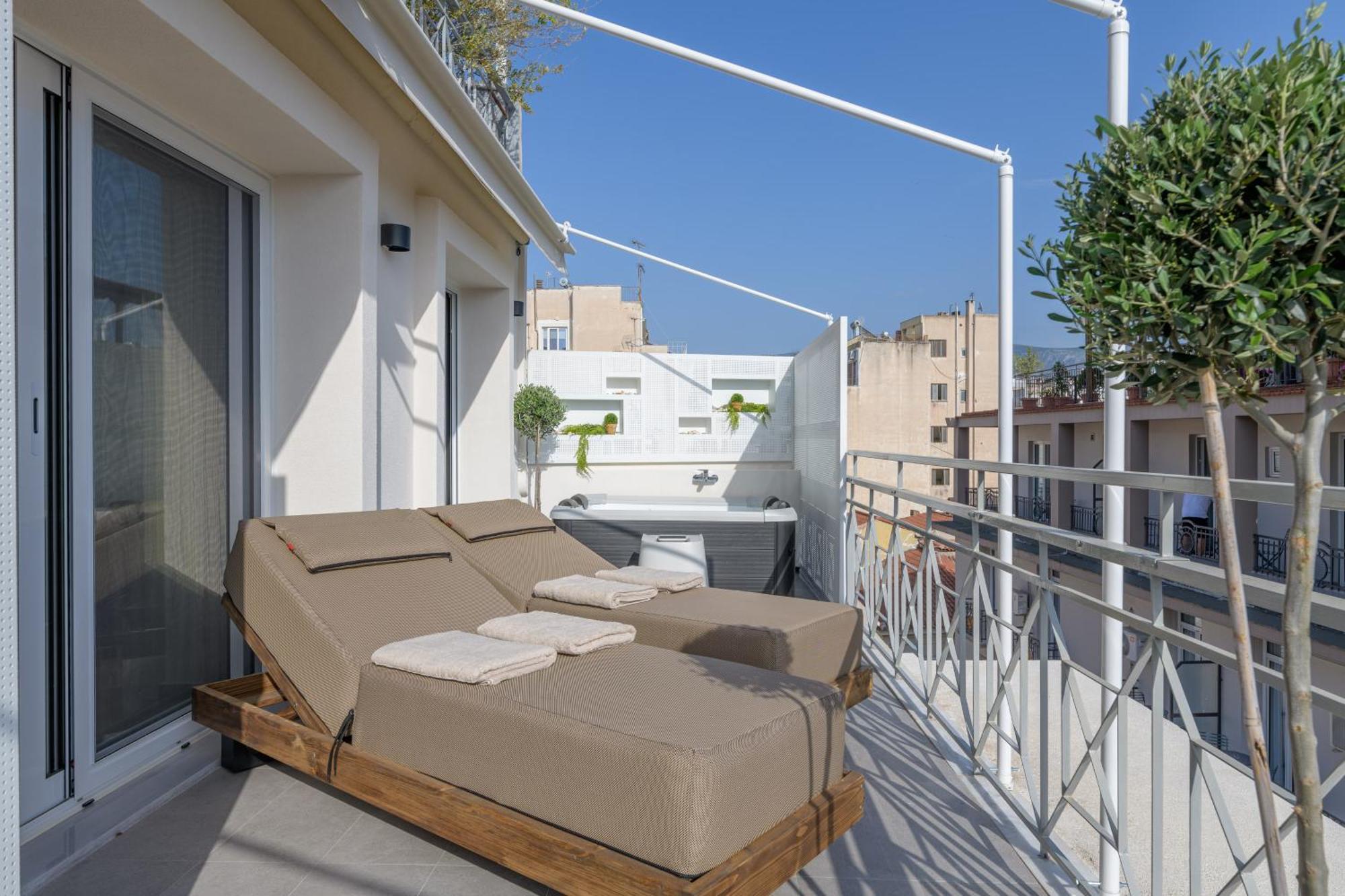 Central Sunny Loft With Plunge Pool Atina Dış mekan fotoğraf
